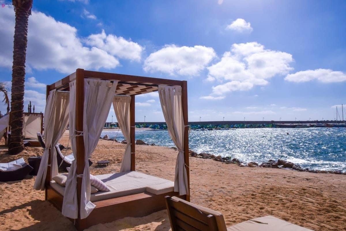 Fleet Club Mahrousa 亚历山大港 外观 照片 Beach in Marina El Alamein