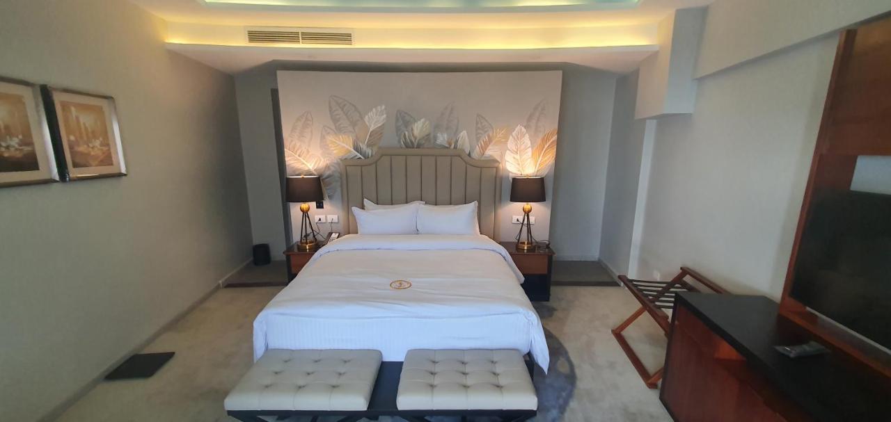 Fleet Club Mahrousa 亚历山大港 外观 照片 A bedroom at the hotel