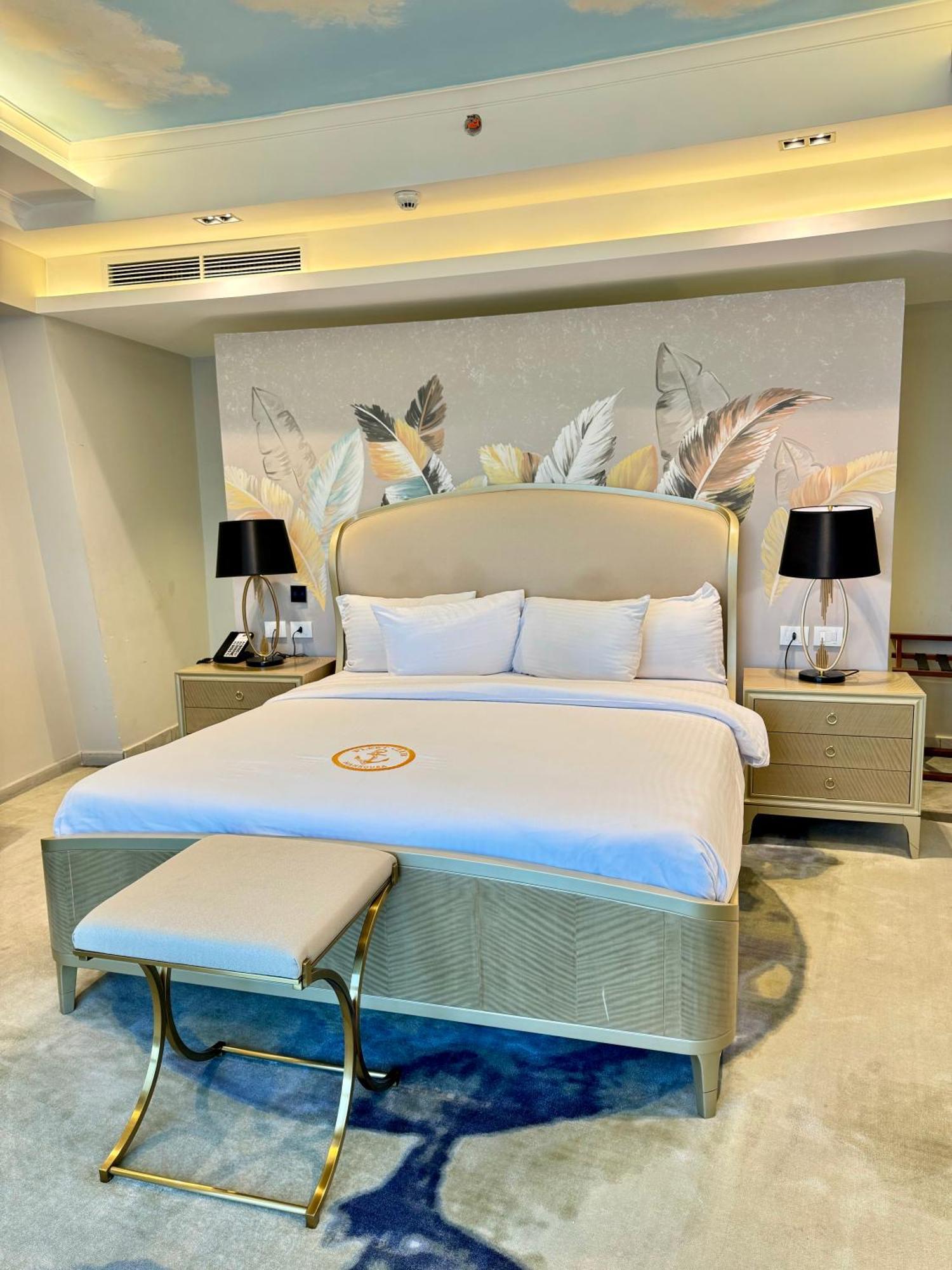 Fleet Club Mahrousa 亚历山大港 外观 照片 A bedroom at the hotel